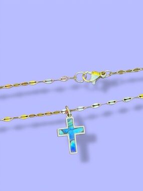 Dainty Mother of Pearl 18k Gold Plated Cross Necklace